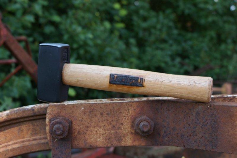 RanchField-Stoning Hammer